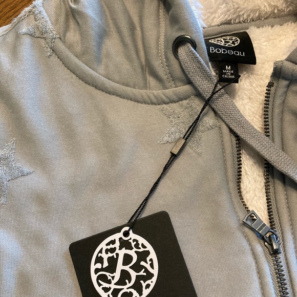 Bobeau Women’s Hoodie. - Picture 4 of 6